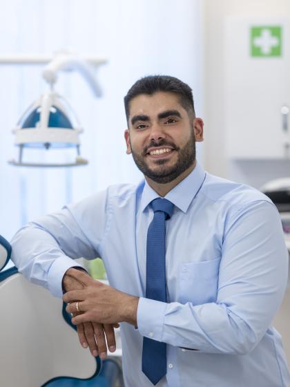 Dr. Foad Haghighat - Chief Dentist